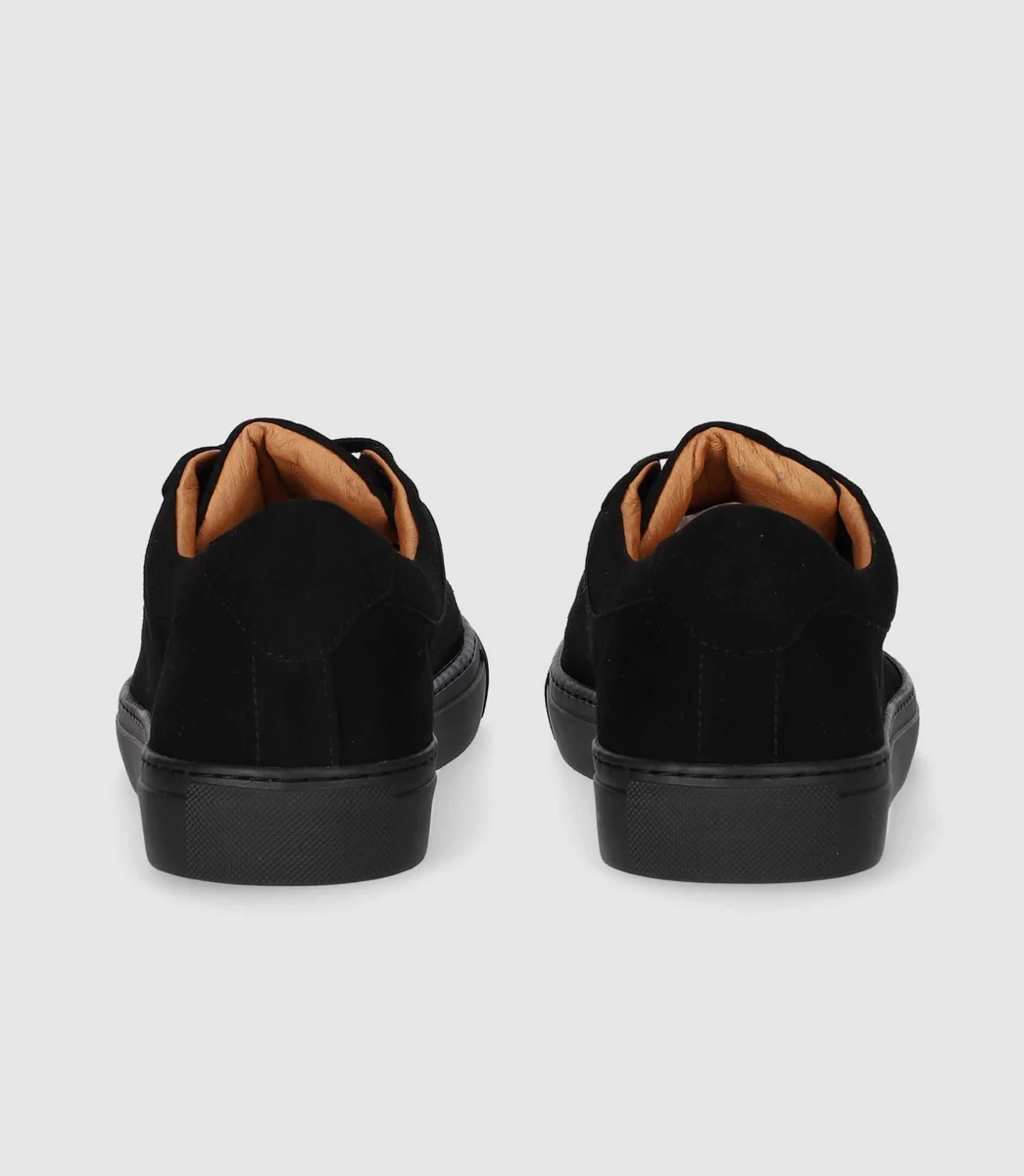 Sneakers basses en cuir noir OLGA