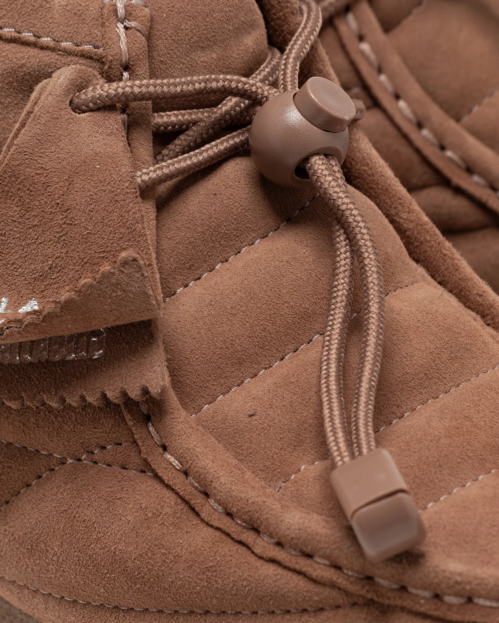Clarks Originals WMNS Wallabee Boot
