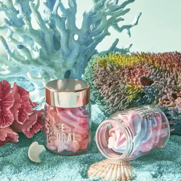 live LIFE in CORAL lip mask 01 Coralicious Vibes!