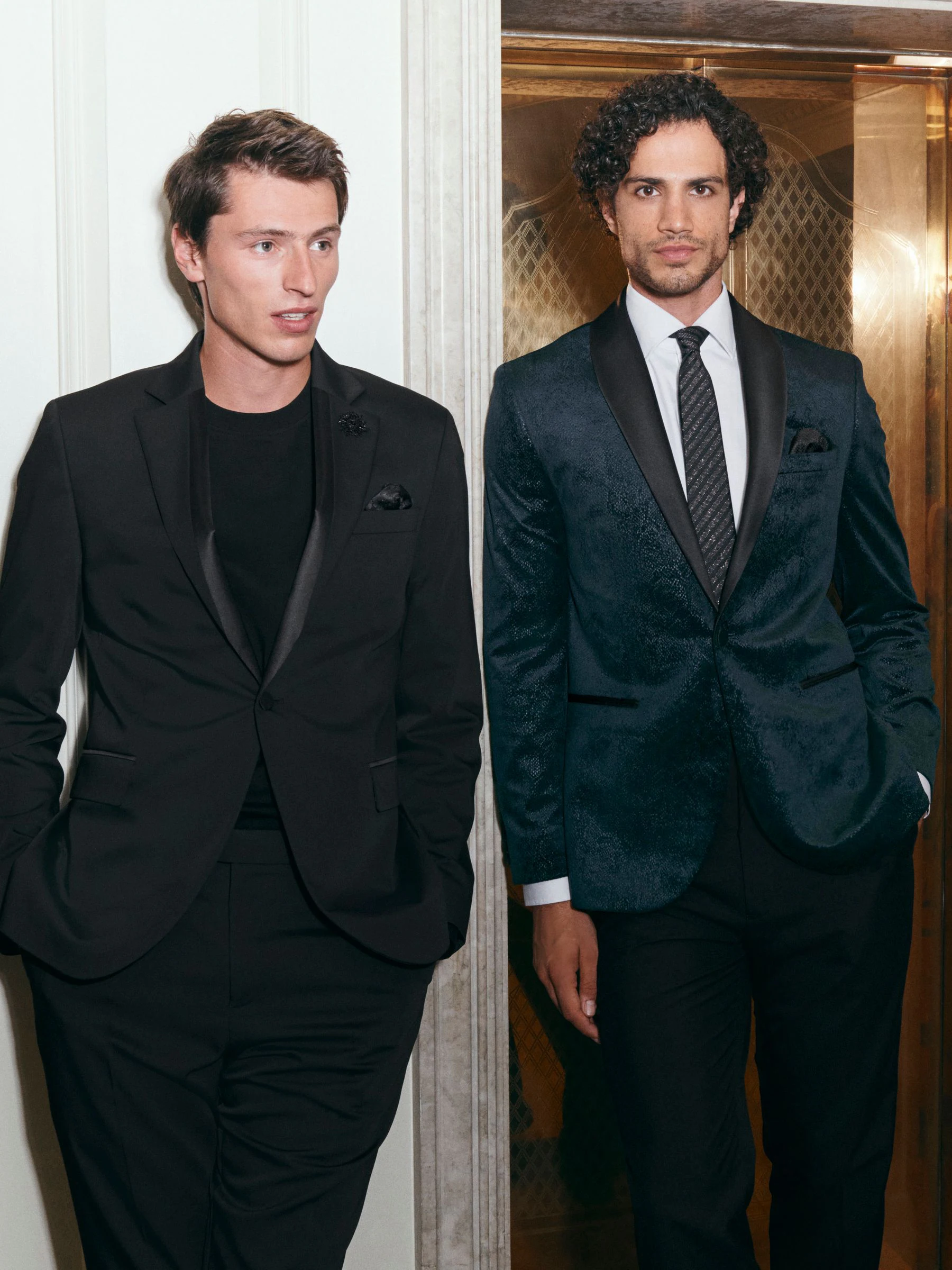Zwart - Regular Fit Signature Marzotto Wool Tuxedo Trousers With Side Tape Detail