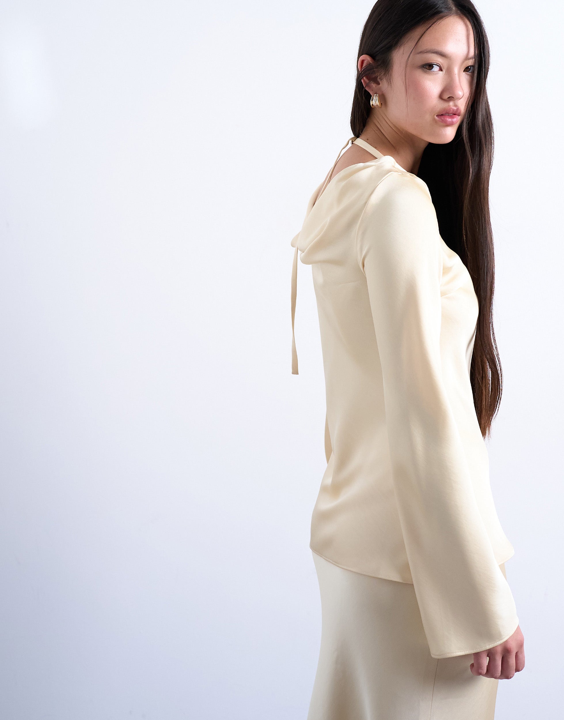 TSTALIA Top