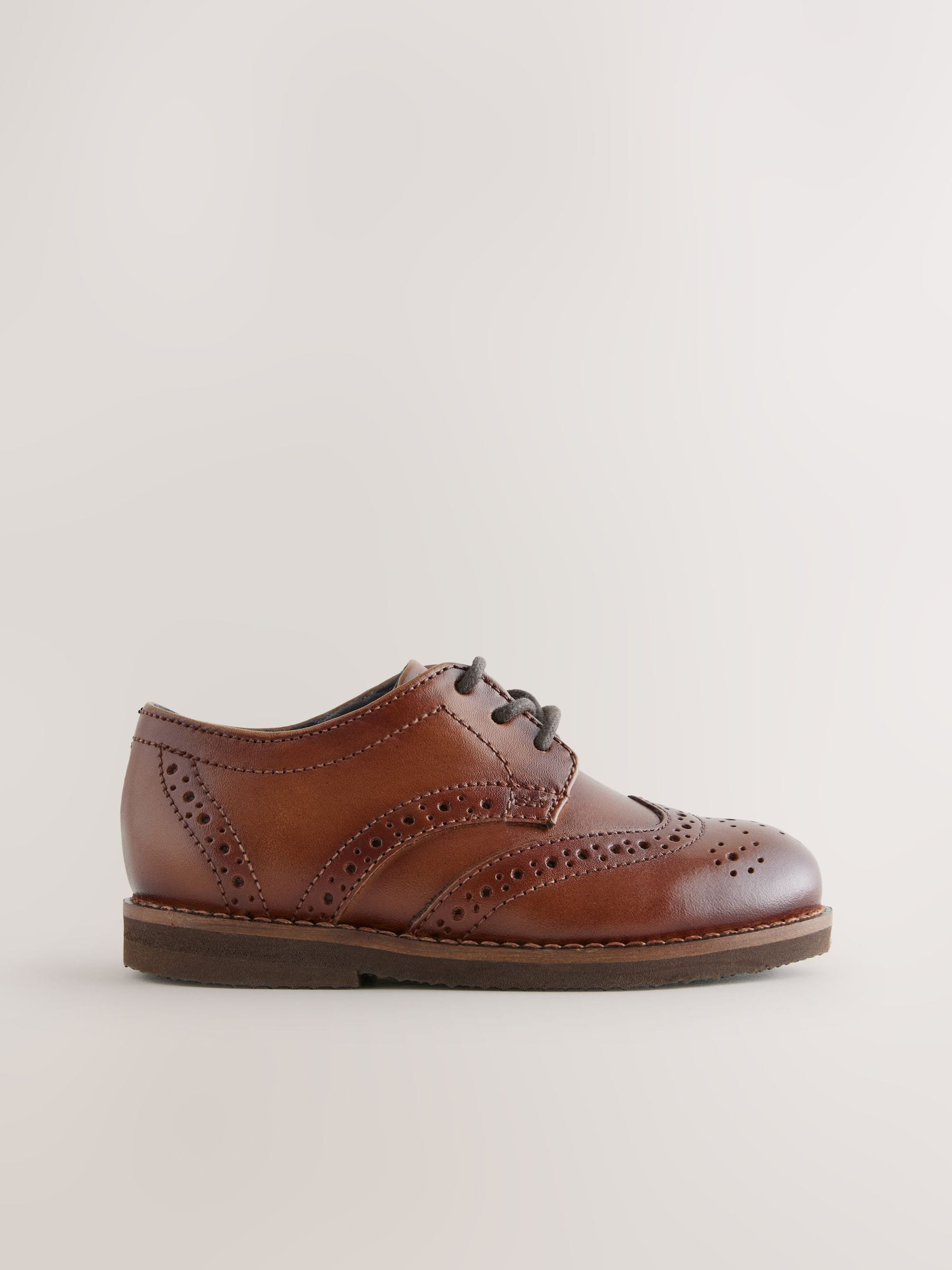 Lichtbruin - Modieuze brogues van leer