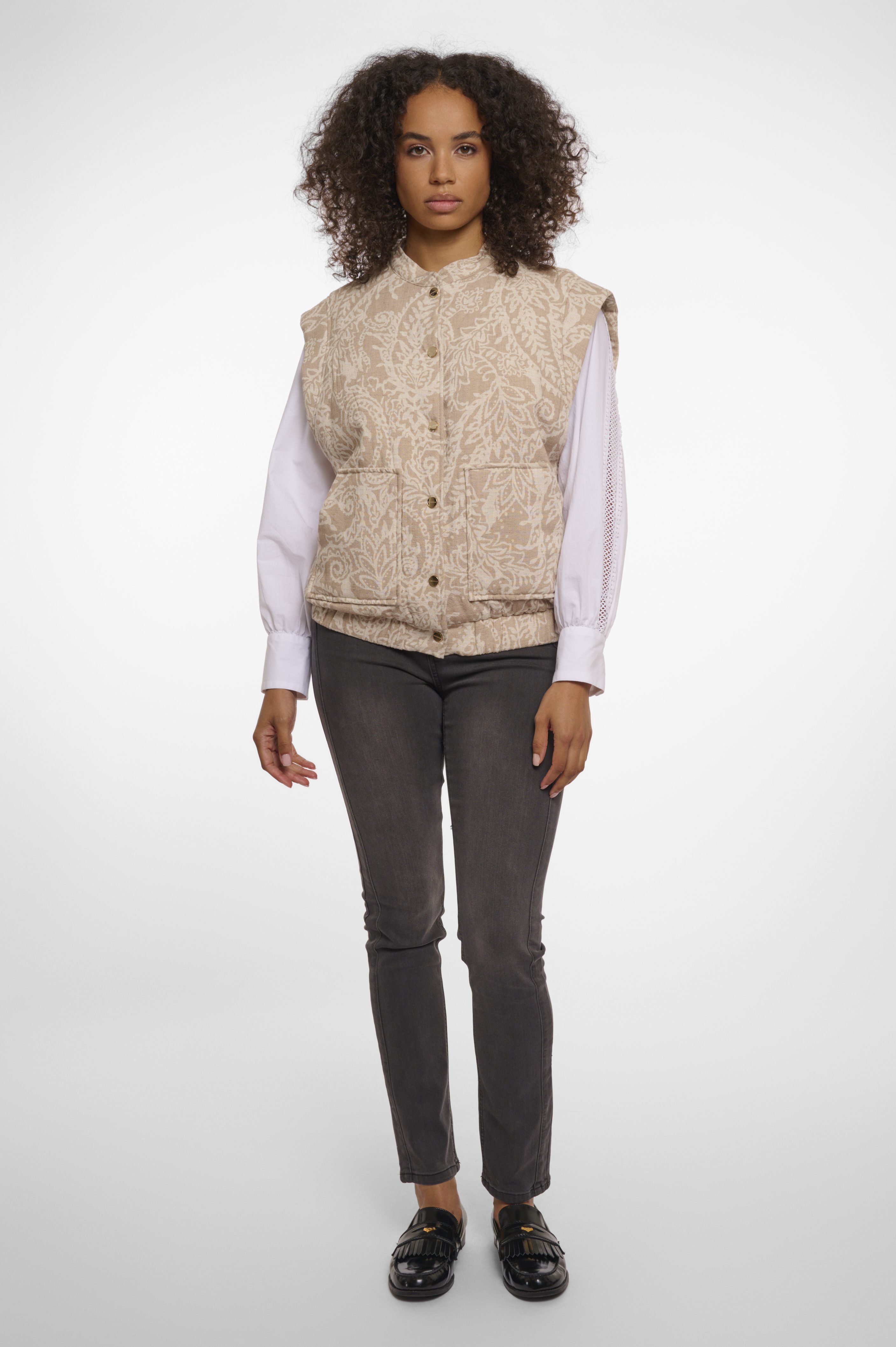 Rino & Pelle - Pile Padded Short Waistcoat - Birch/Desert Stencil