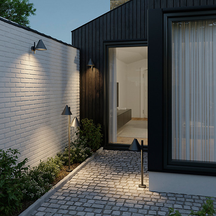 Potelet Eriksson taille S LED intégrée 600lm 8.5W IP44 GoodHome noir