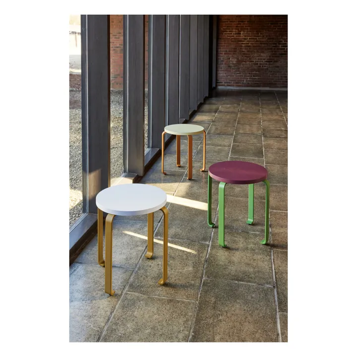 Hübsch Tabouret Smile  | Vert kaki