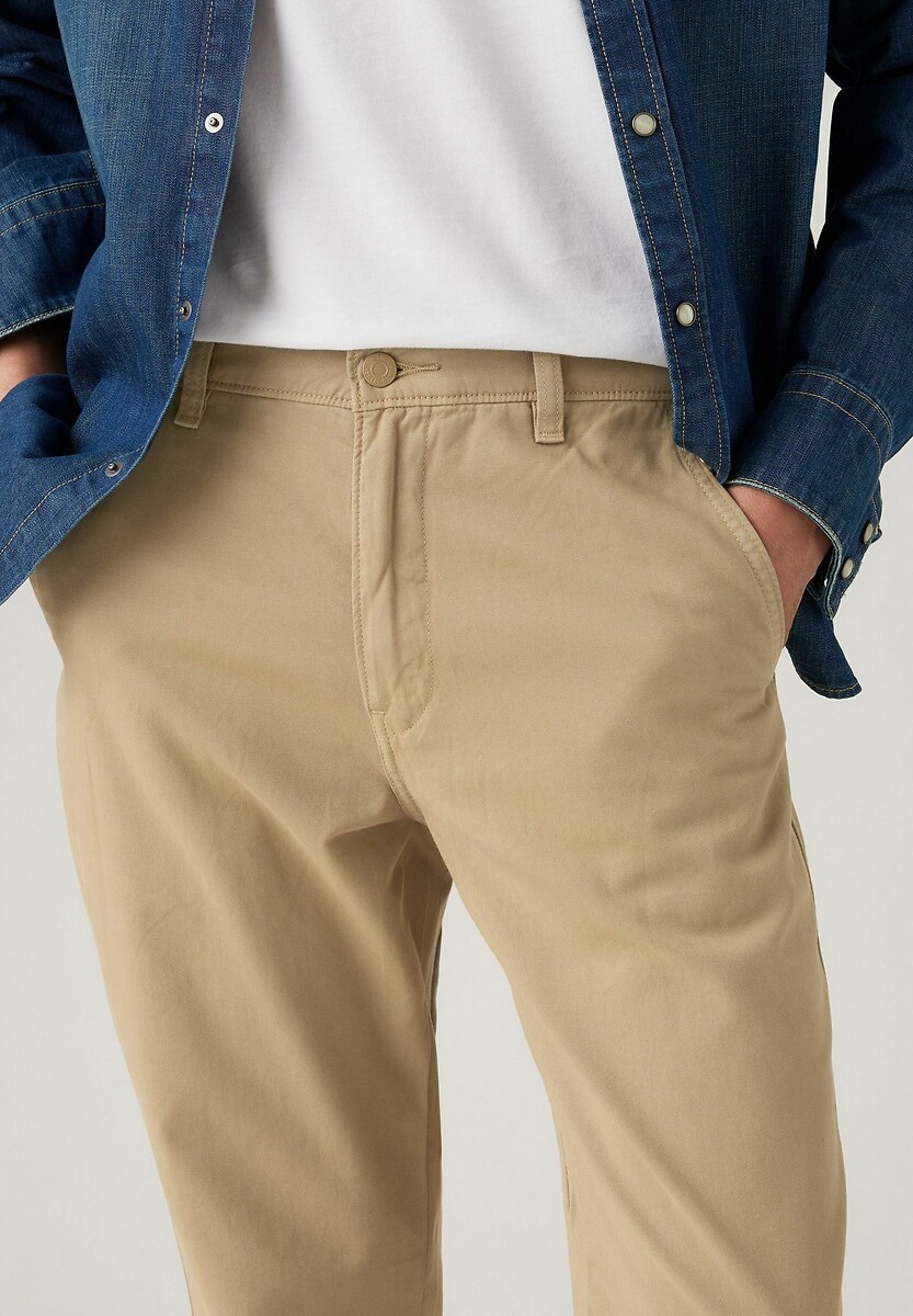 Calça chino Levi's XX autêntica e relaxada