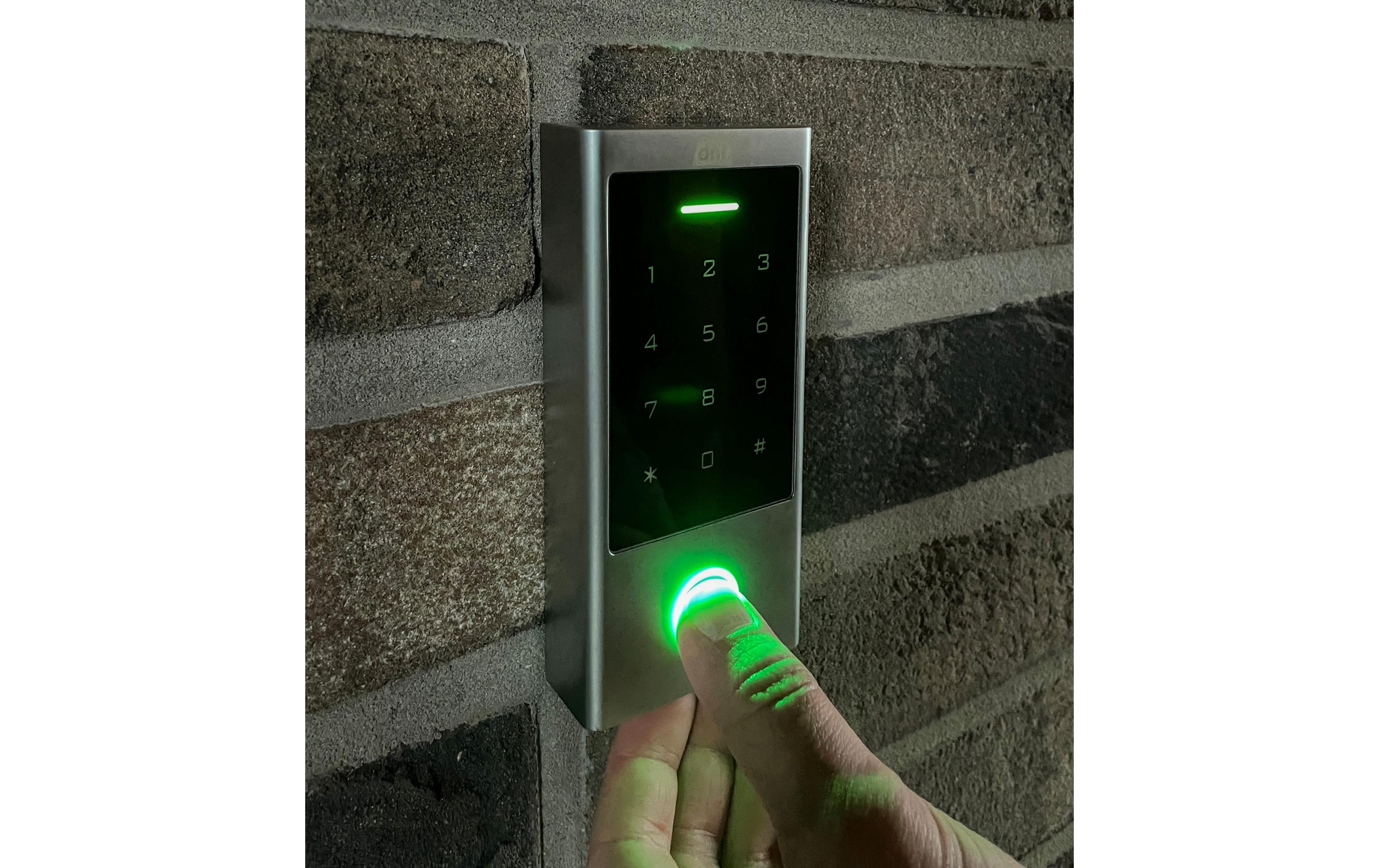 Multireader Fingerprint-Codeschloss BioAccess PRO<br>Fingerabdruckleser, RFID-Leser, Codeschloss, Fingerprintreader, RFID-Reader