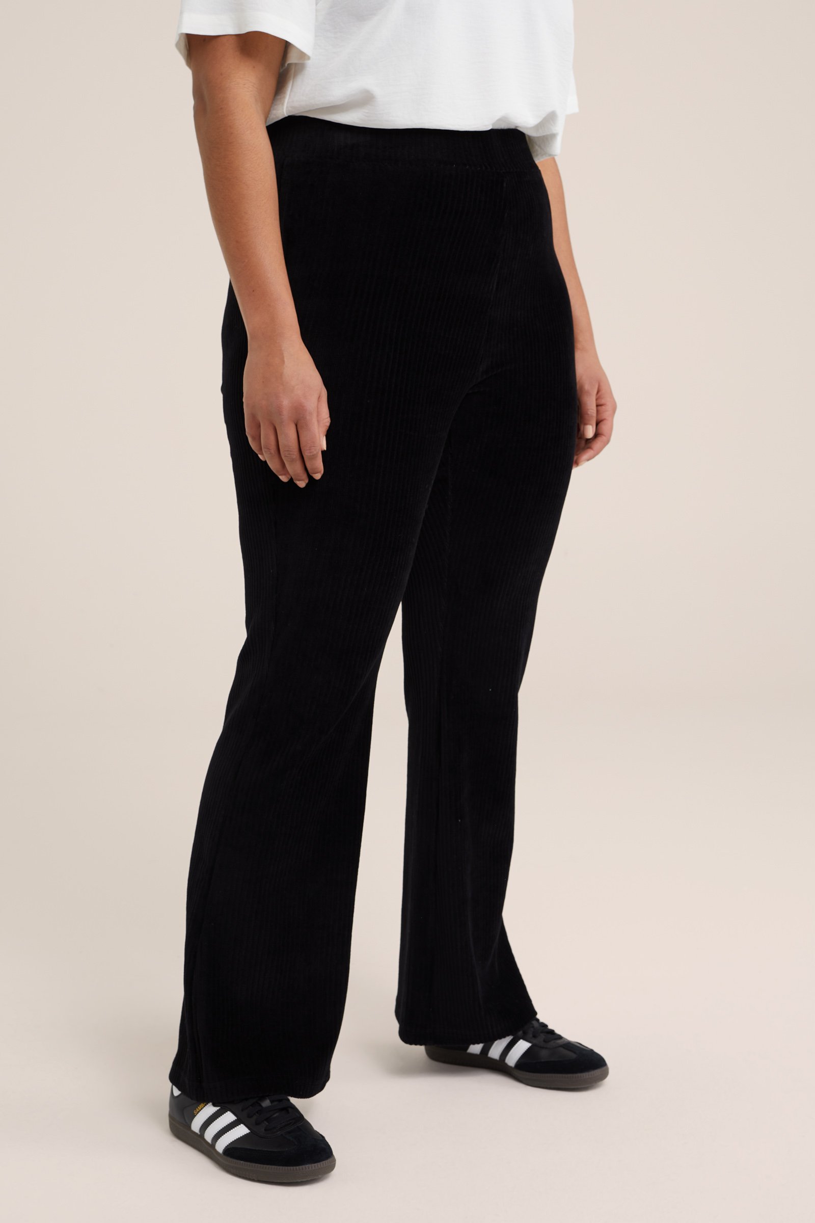 flared legging van ribstof - Curve WE Fashion Zwart