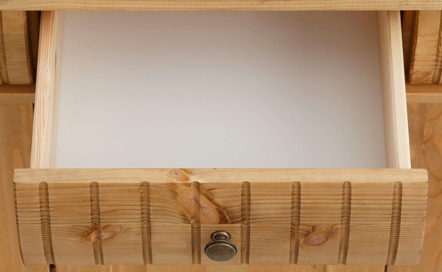 Home affaire Kleiderschrank »Teresa« 3 Türen, aus massiver Kiefer, Breite 152 cm, mit Spiegel, FSC®