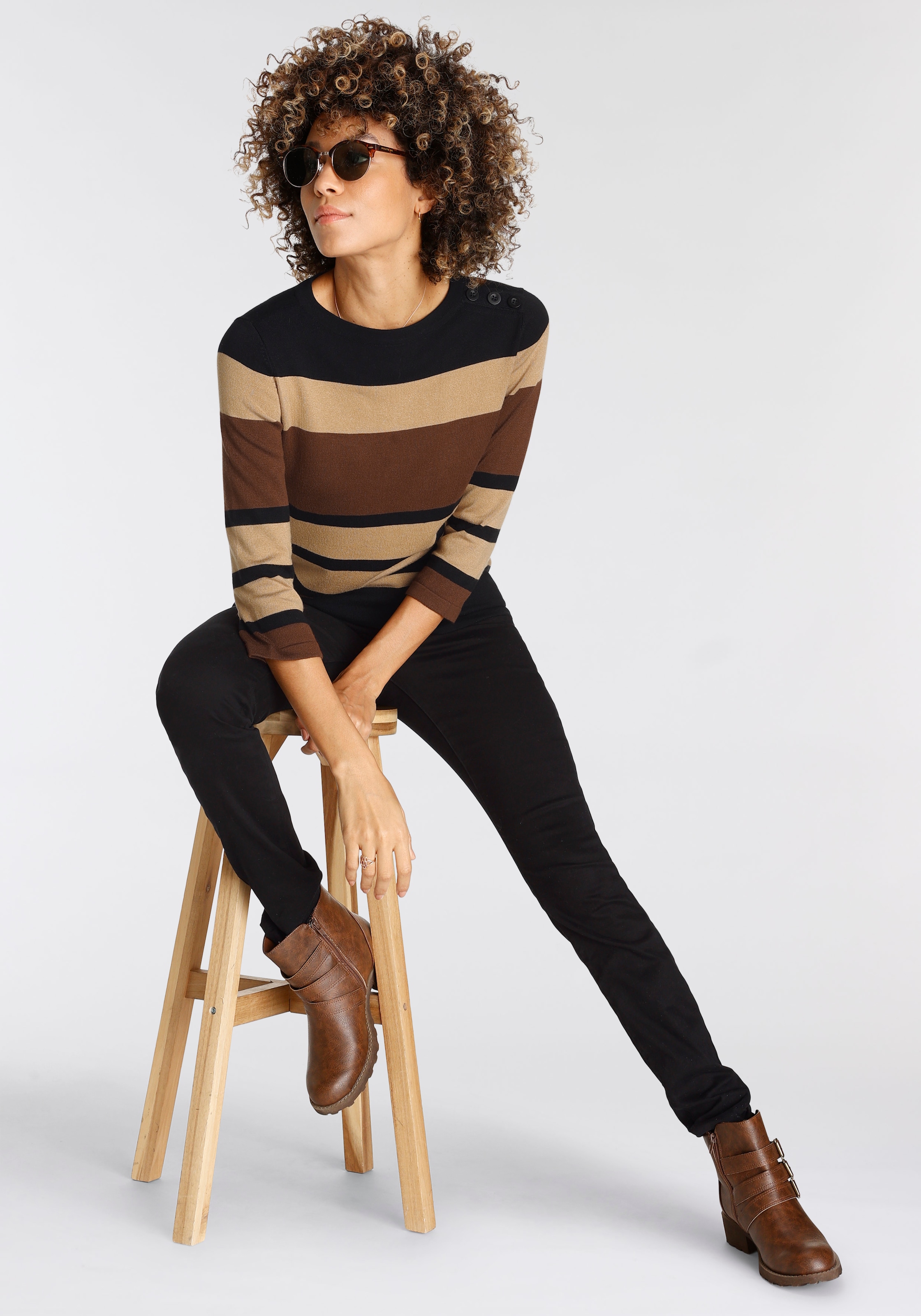 Boysen's 3/4 Arm-Pullover , im modischen Streifen-Design mit Zierknopfleiste