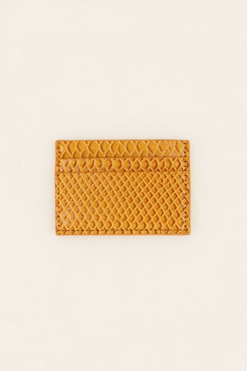 Okergele pasjeshouder met croco design