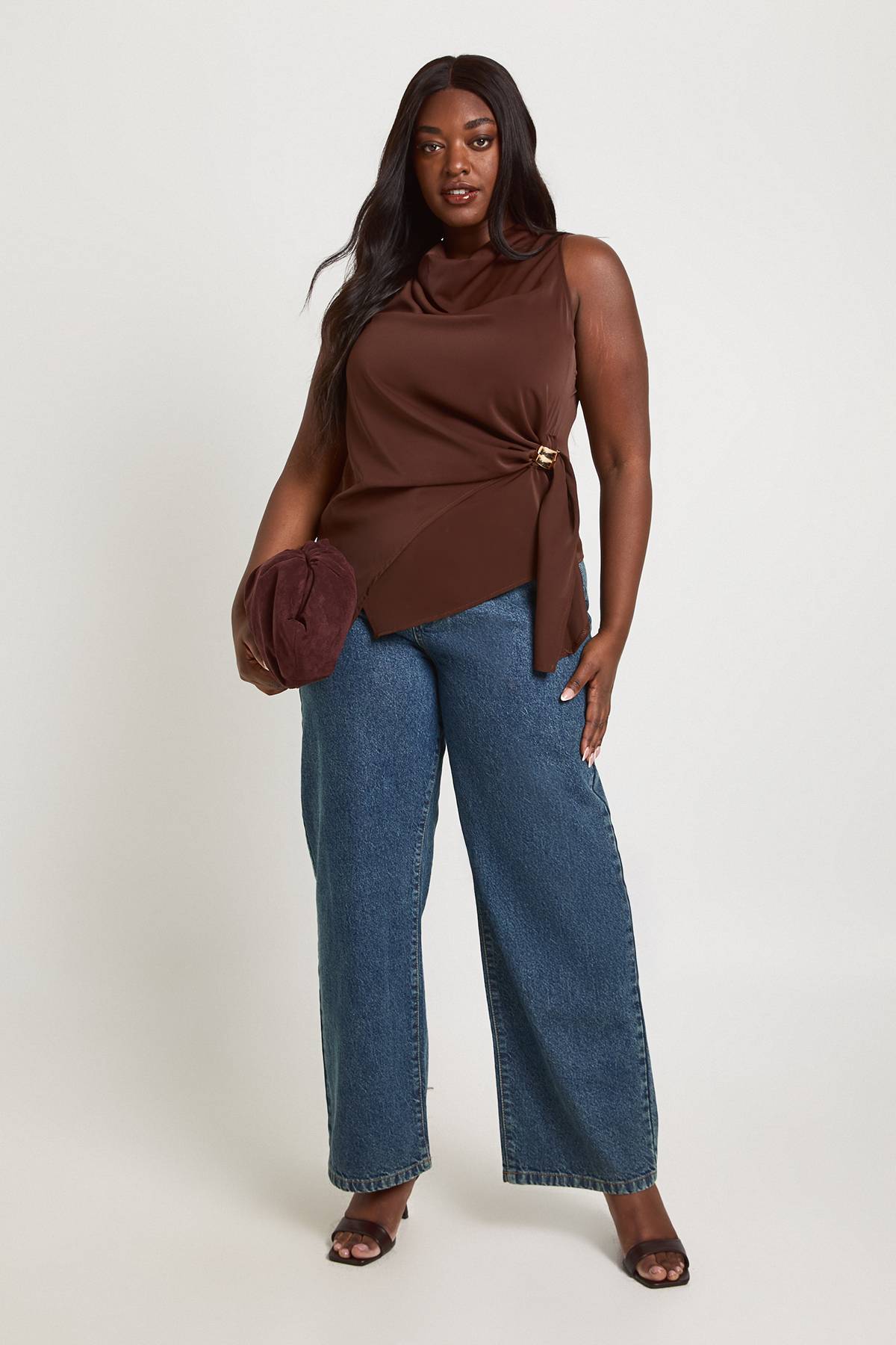 boohoo Haut Drapé Grande Taille Avec Détail De Finition