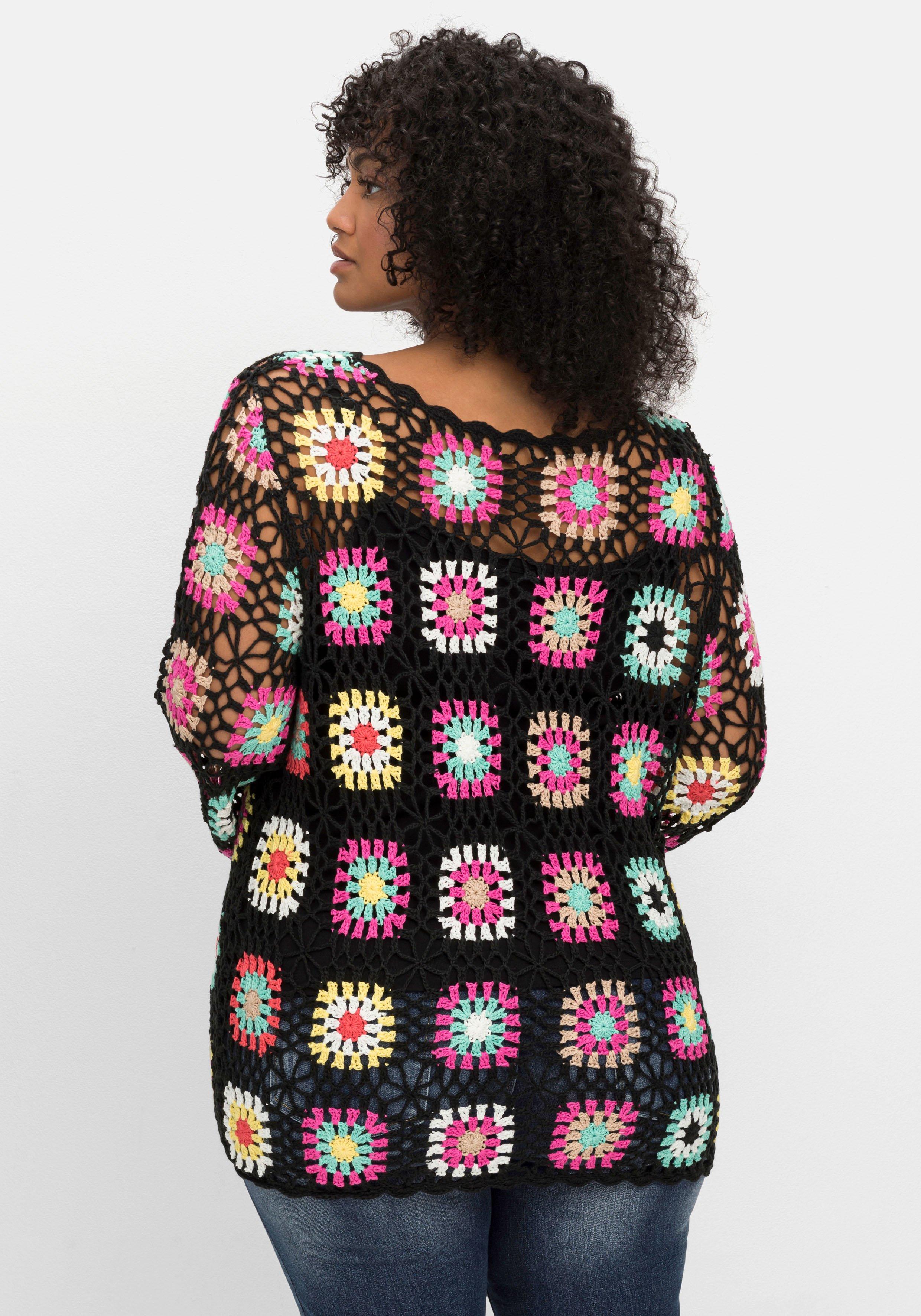 Handgearbeiteter Häkelpullover im Crochet-Muster