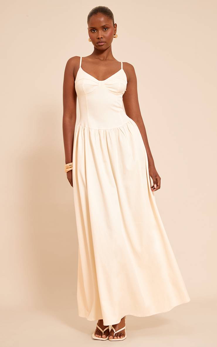 Crème Robe Longue À Détail Bustier Avec Bretelles En Tissu Tissé