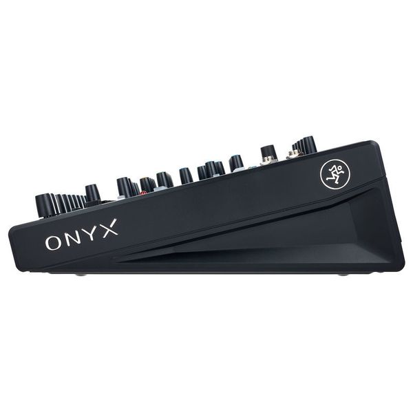 Mackie Onyx8