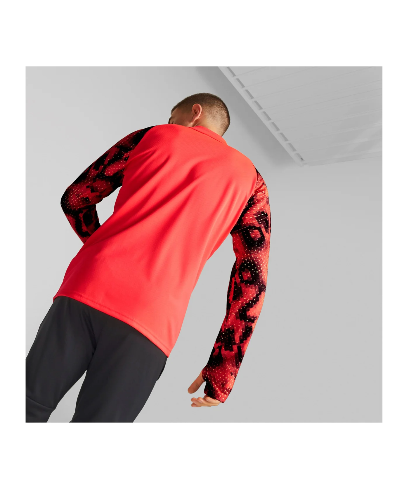 PUMA individualFINAL WC HalfZip Sweatshirt F48