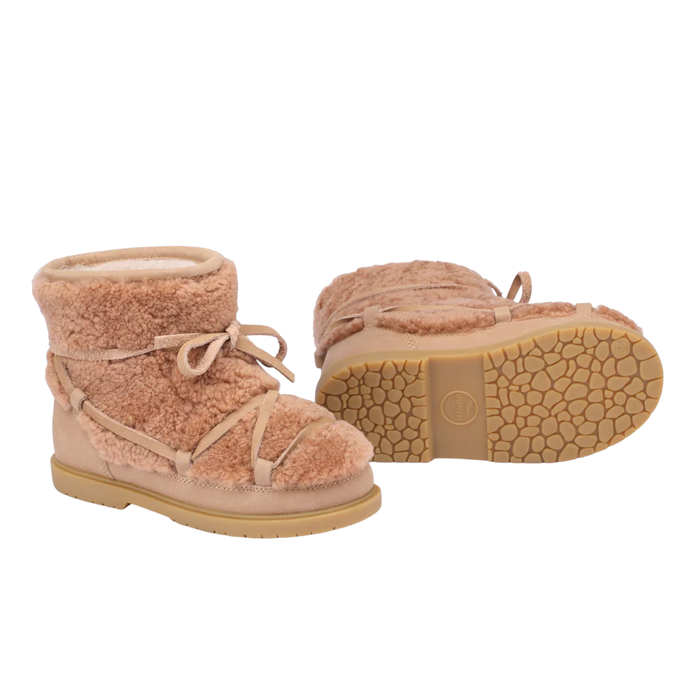 Cassia Boots | Beige Curly Sheep Wool