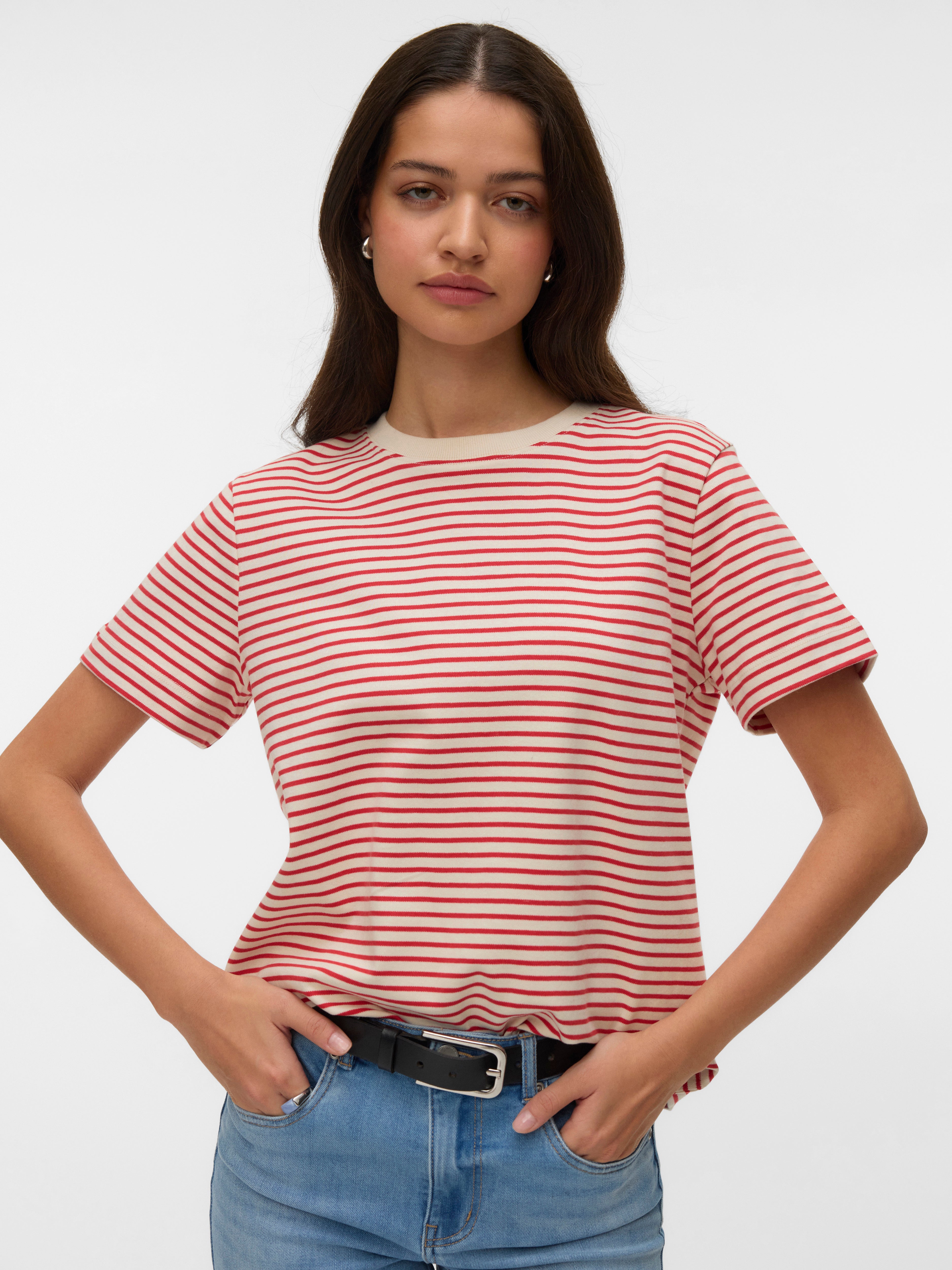 AWJADA T-shirts