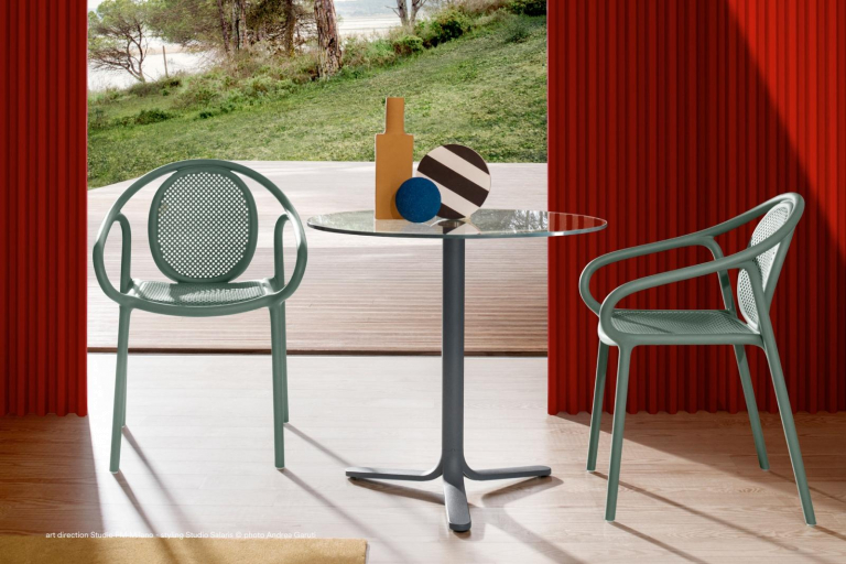 Pedrali Remind tuinstoel met armleuning rood