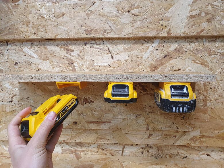 StealthMounts BM-DW20-YLW-6 Accuhouder voor DeWALT XR & Flexvolt - Geel - 6-pack