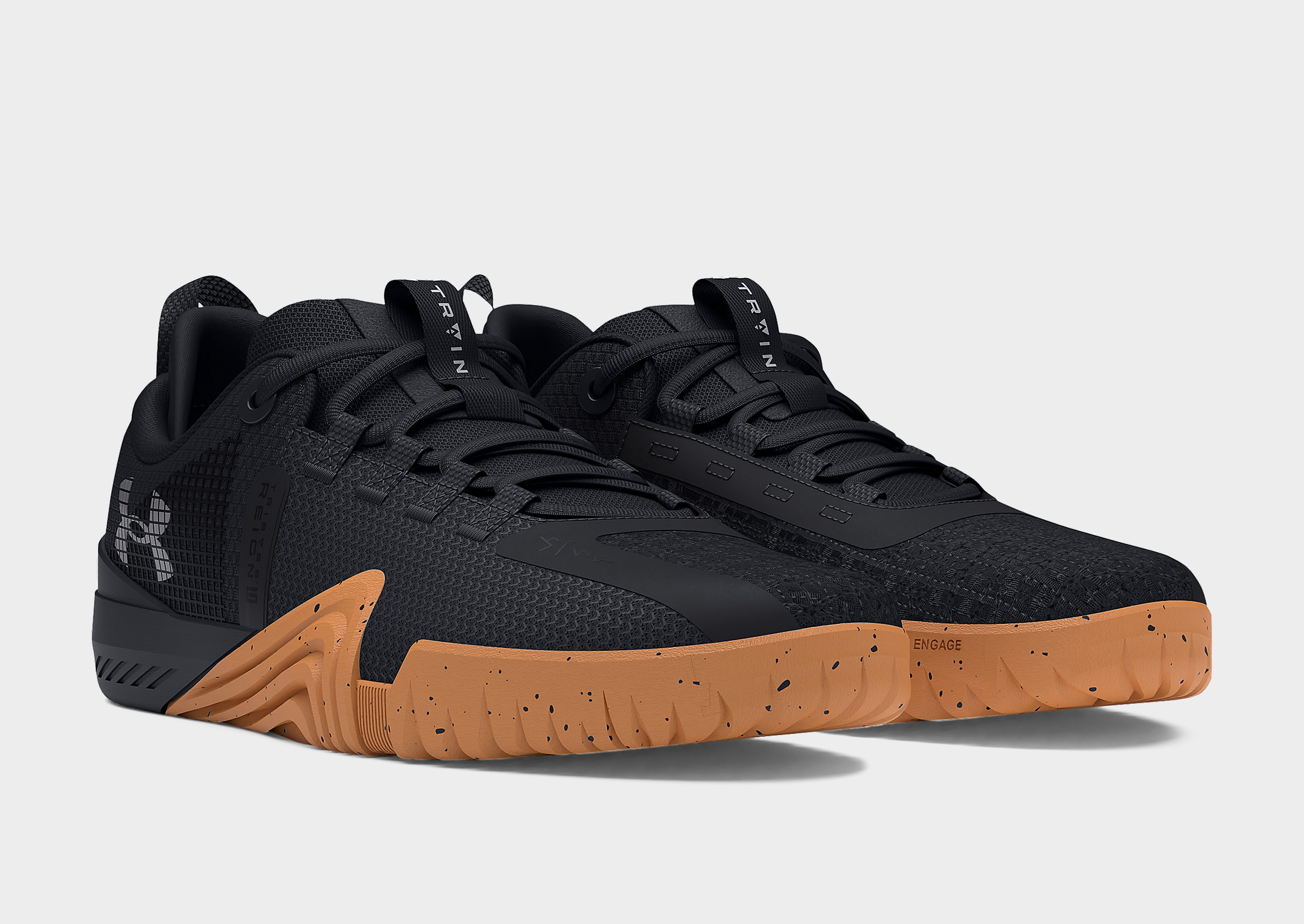 Under Armour Technical Performa UA TriBase Reign 6