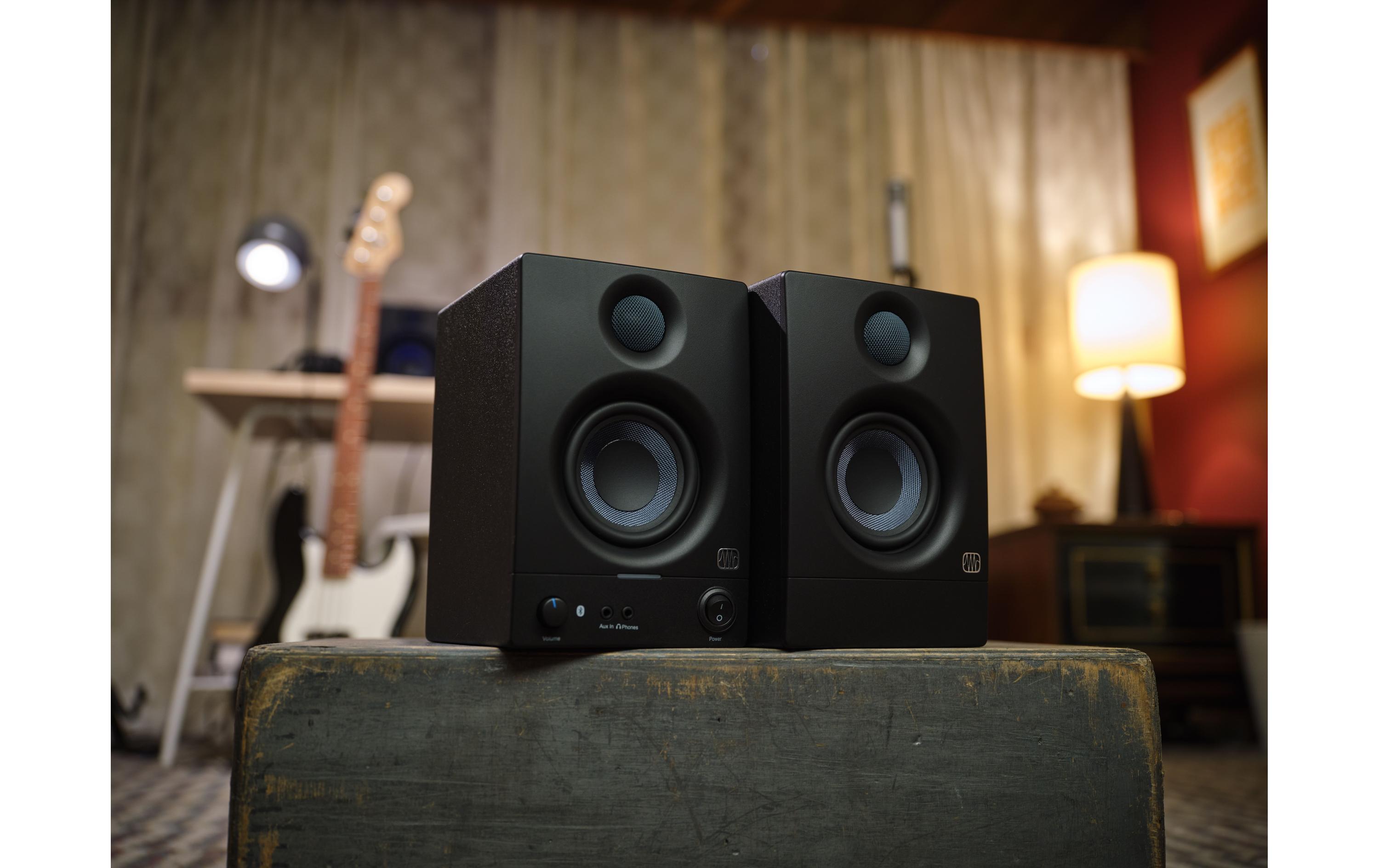 Studiomonitore 3.5 BT (2 Gen.) Schwarz<br>Aktive 3.5-Zoll-Referenzmonitore mit Bluetooth