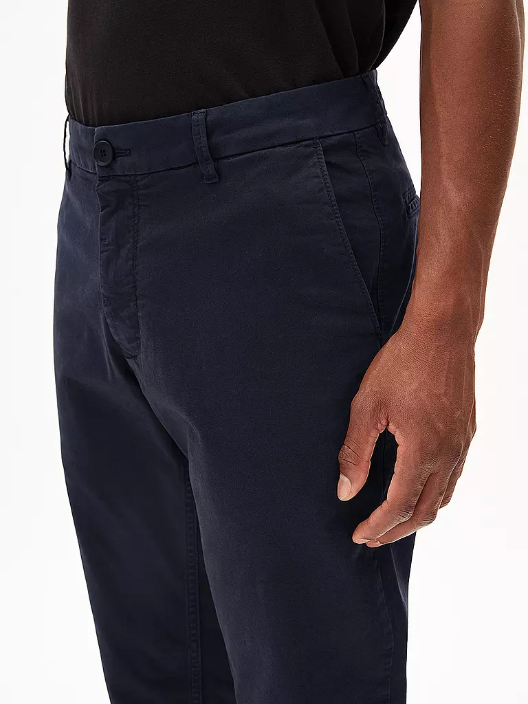 ARMEDANGELS Chino AATHAN blau