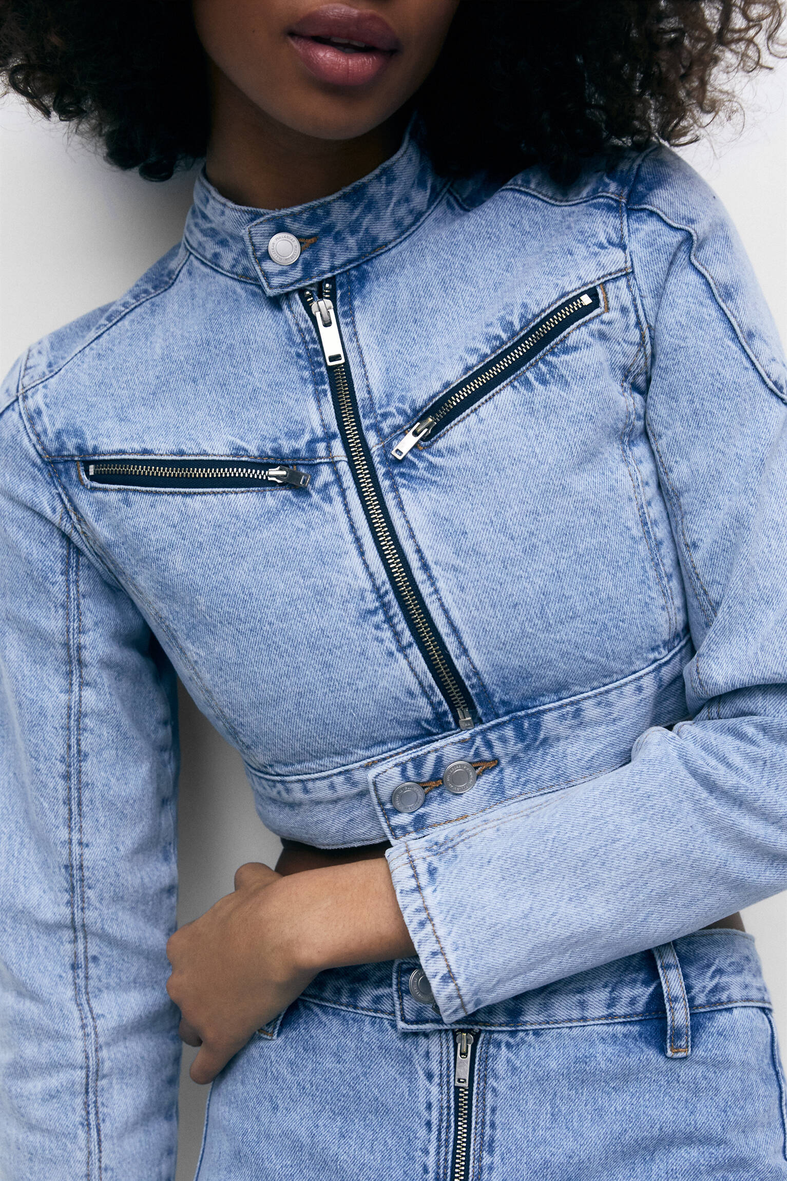 JAQUETA JEANS DE CORRIDA - AZUL CLARO
