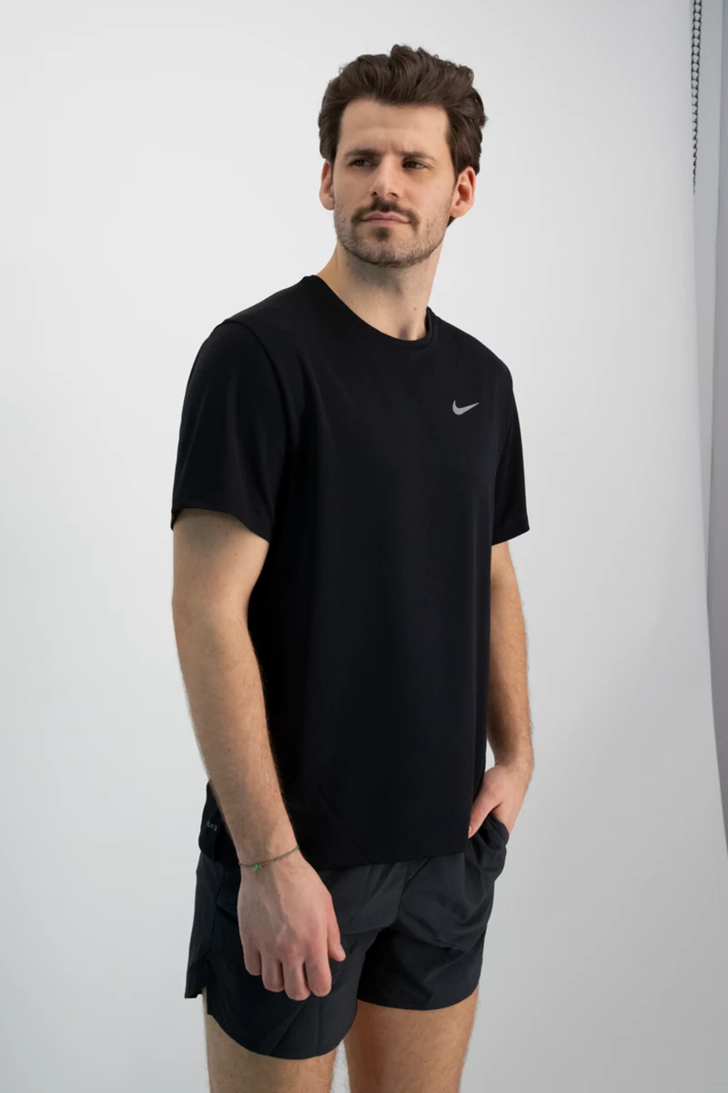 Nike Dri-FIT UV Miler Herren T-Shirt