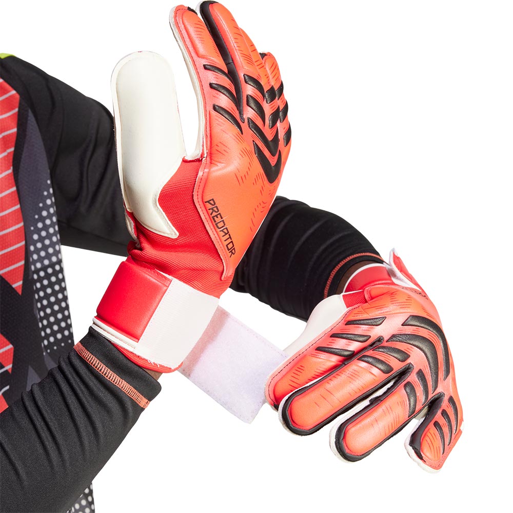 adidas Predator Match Torwarthandschuhe pure ruby