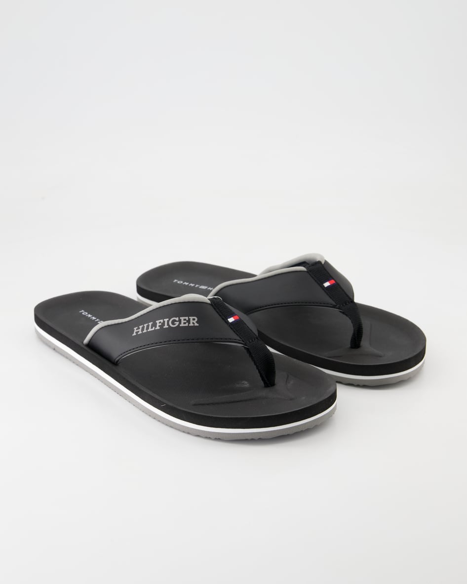 Tommy Hilfiger Beach Sandal Zehentrenner in Schwarz
