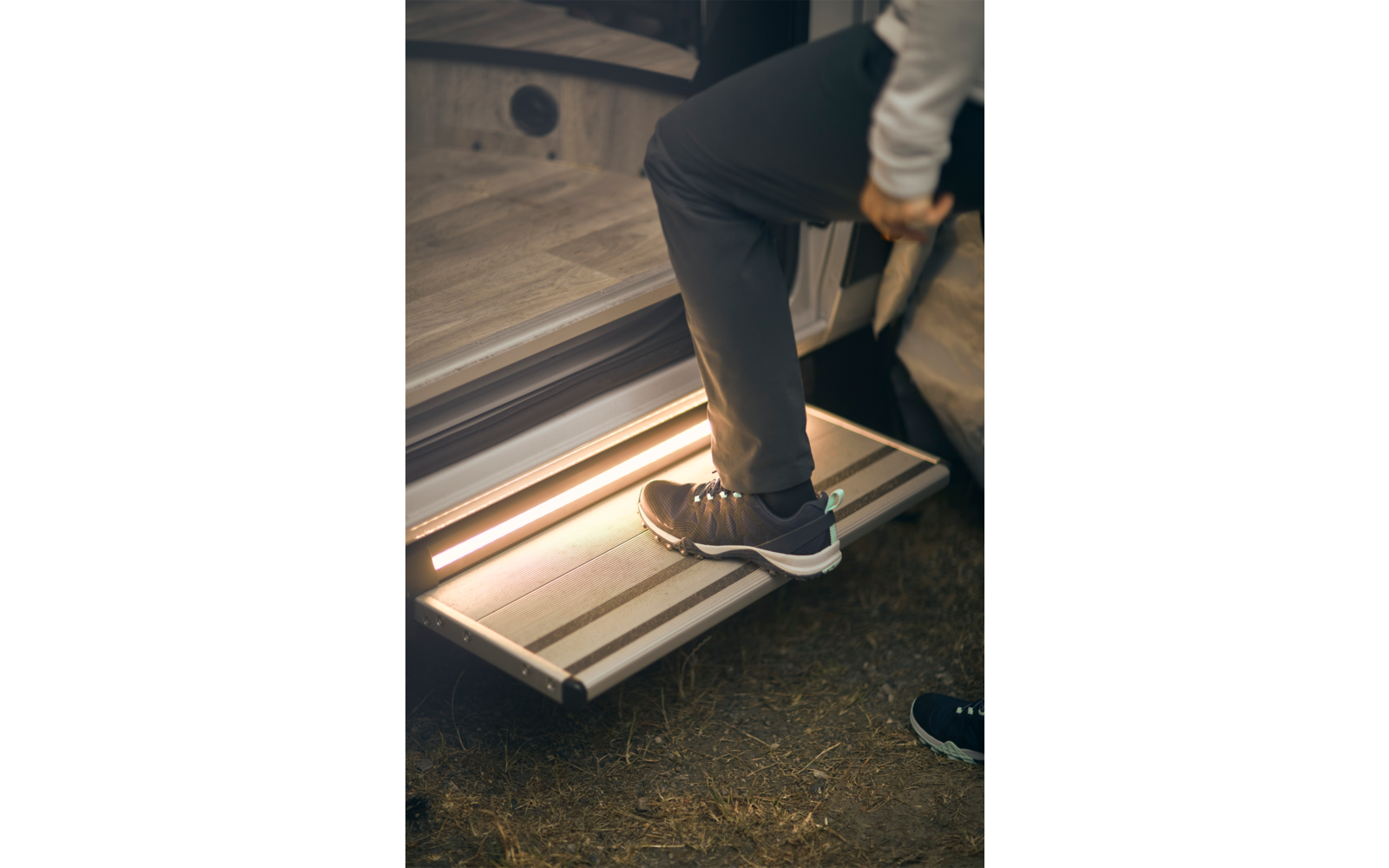 Thule LED Kit Slide-Out Step