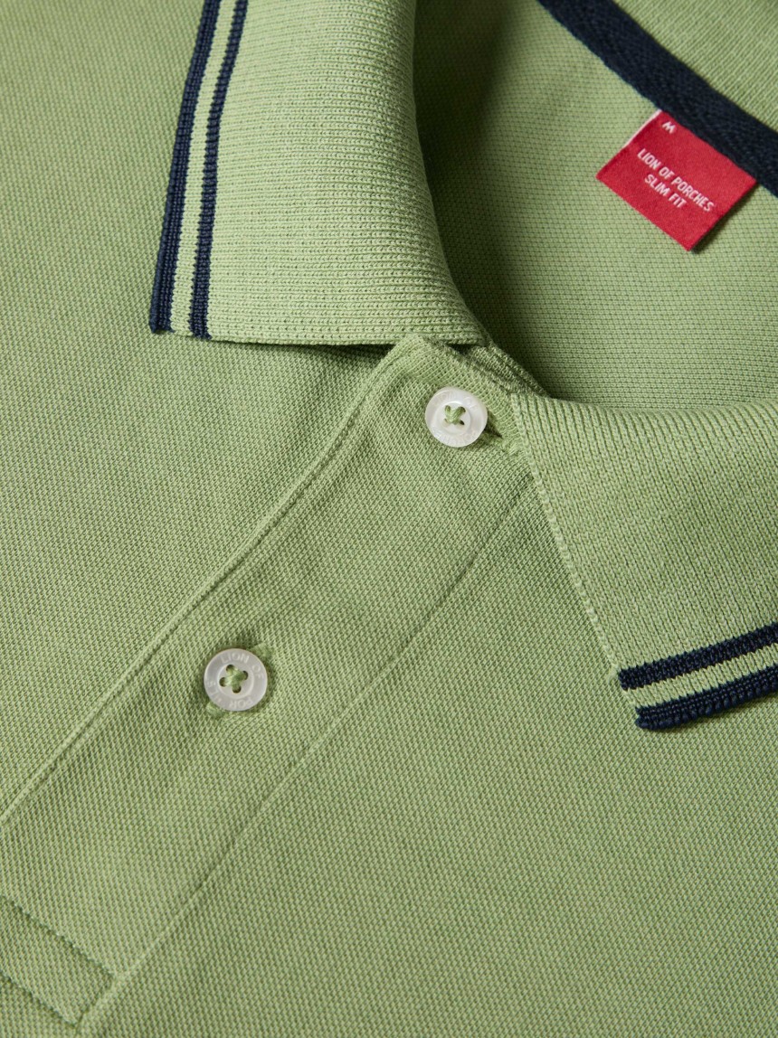 Polo piqué slim fit com riscas