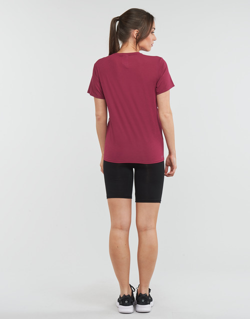 adidas Performance - TRAIN WTR ICNS 3 Stripes T-SHIRT Burdeo