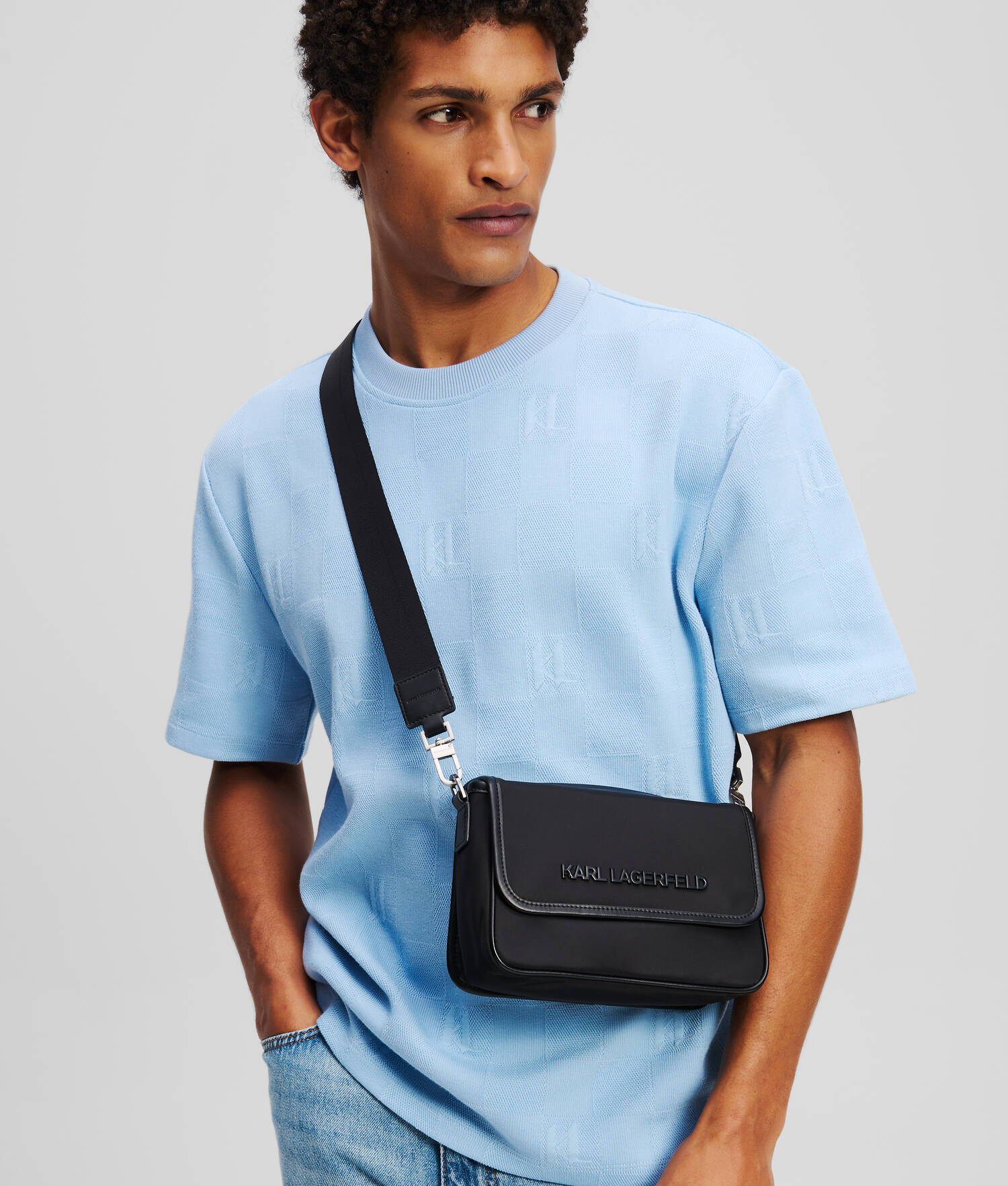 SAC BANDOULIÈRE EN NYLON K/ESSENTIAL - Noir