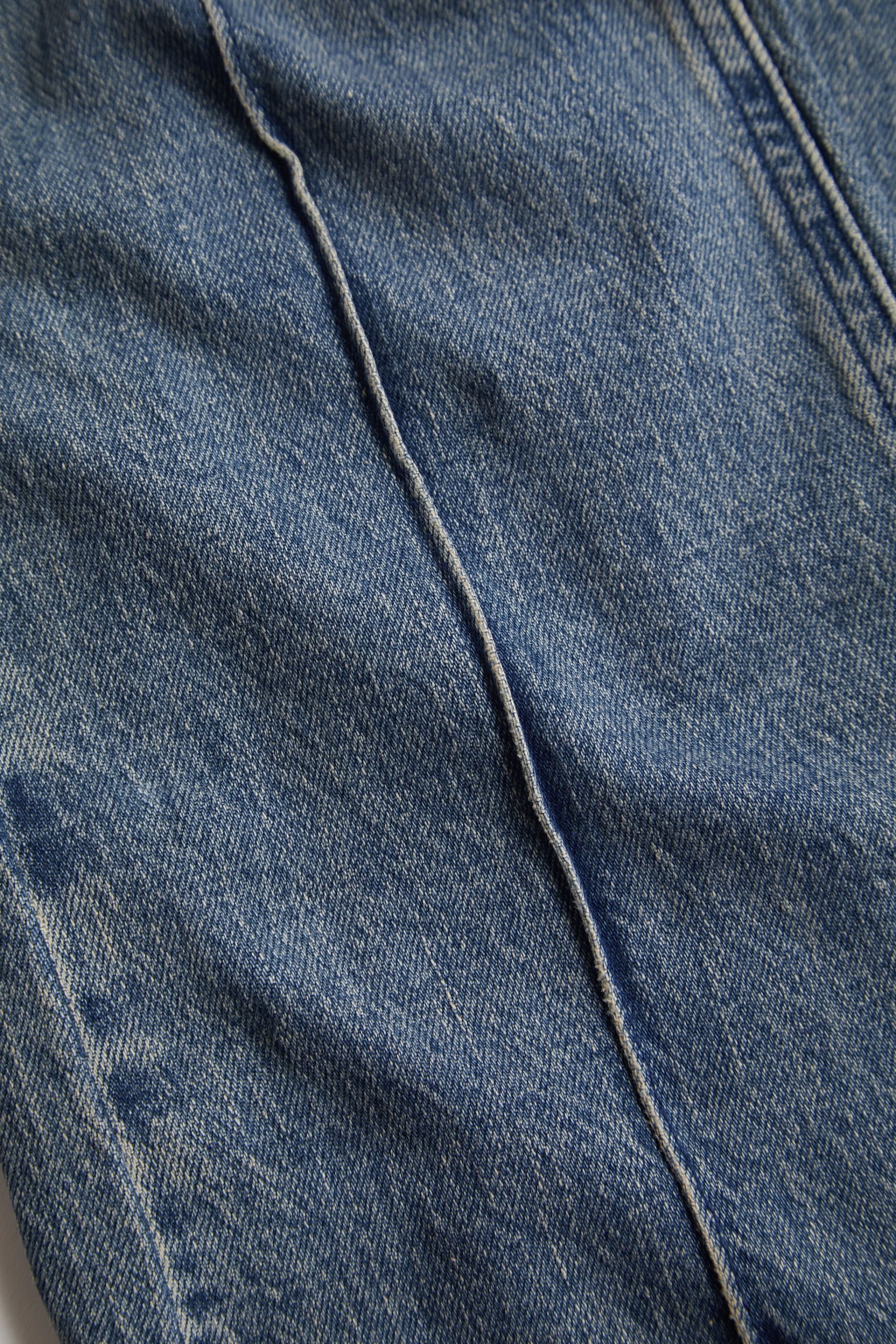 calça jeans flare