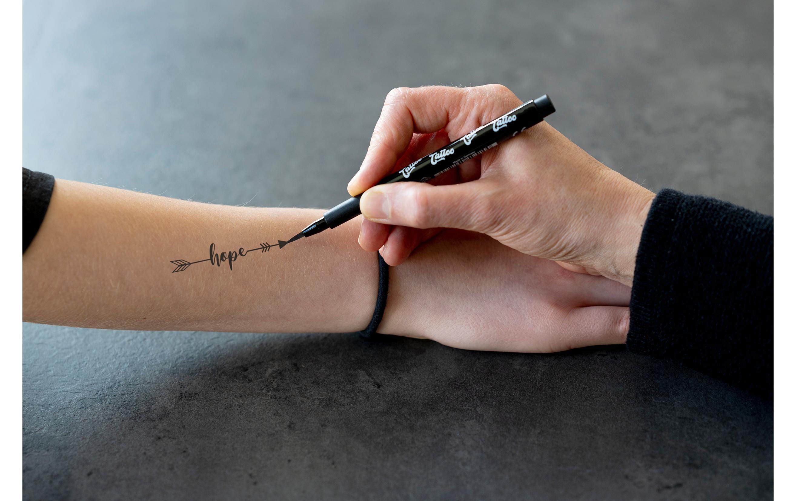 Tattoostift Skinlettering 4 Stück, SchwarzTattoo-Marker für das Gestalten von verschiedenen Schrifften auf der Haut