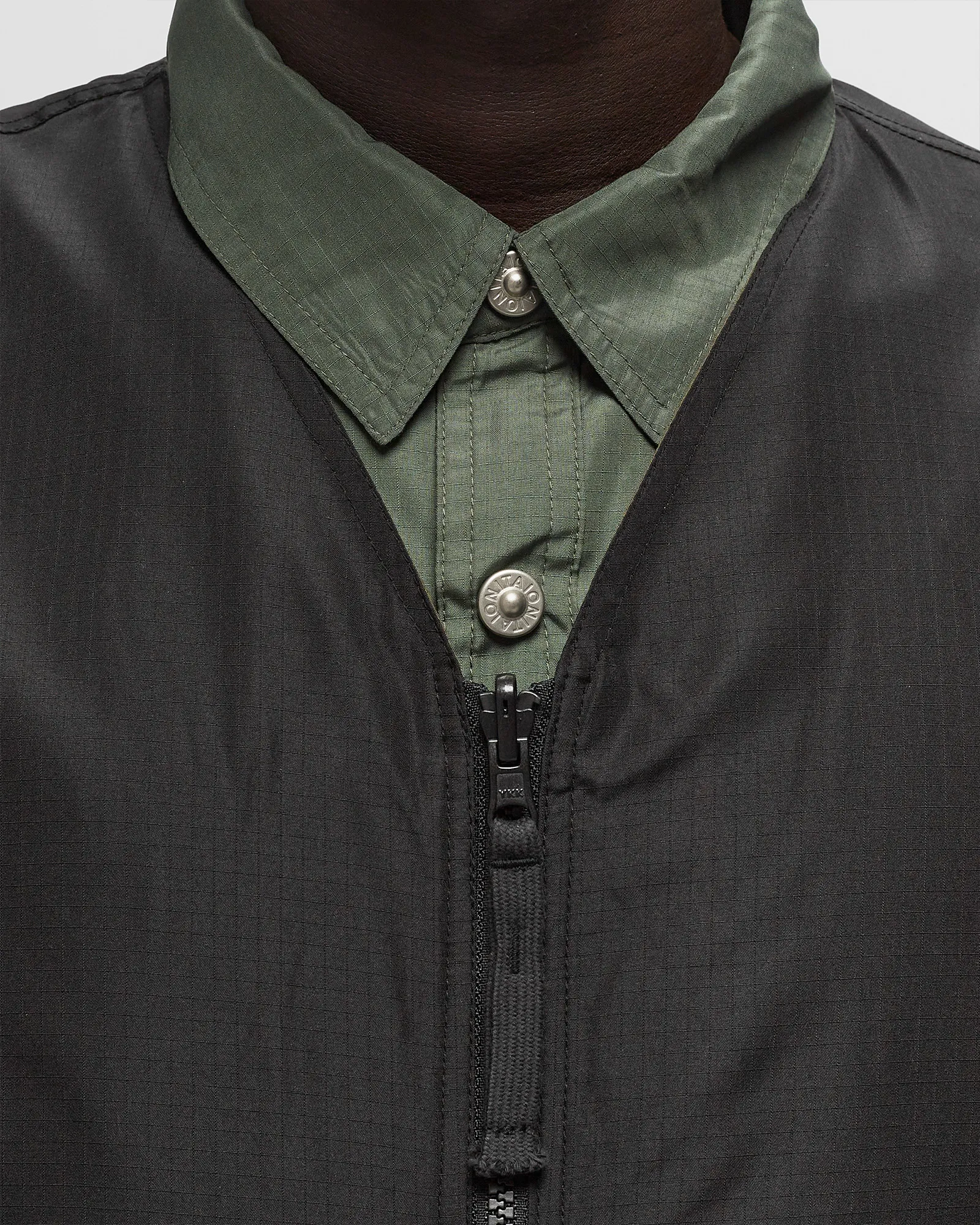 Taion MILITARY RVS V NECK VEST
