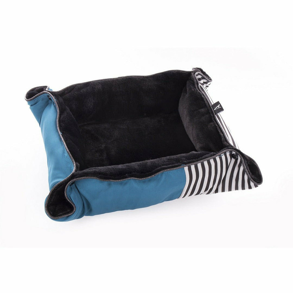 Corbeille-panier convertible pour chiens et chats : plaid ou panier ?