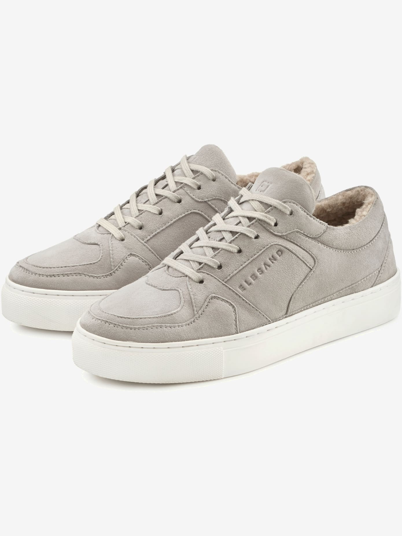 Baskets sneakers tendance en cuir de qualité