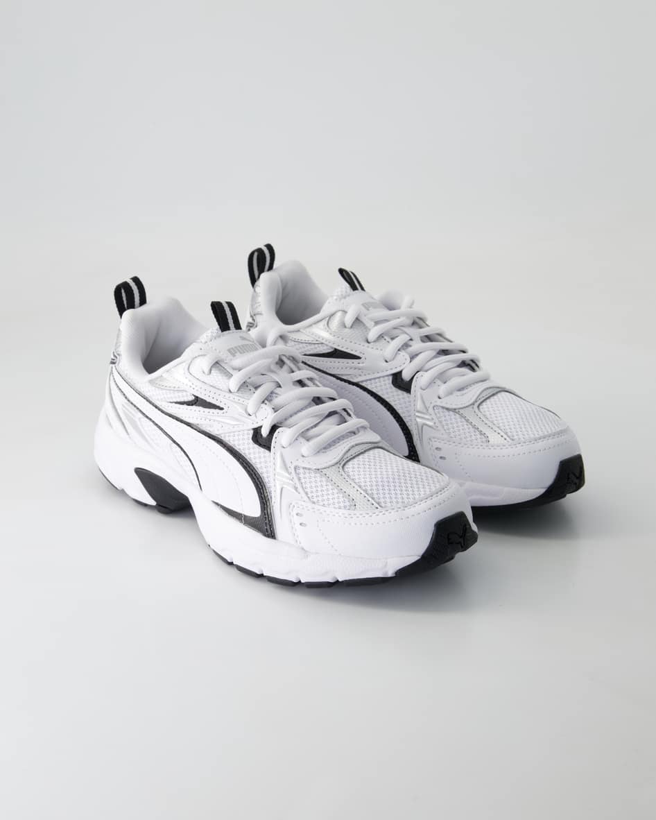 Puma Milenio Tech Sneaker in Weiß