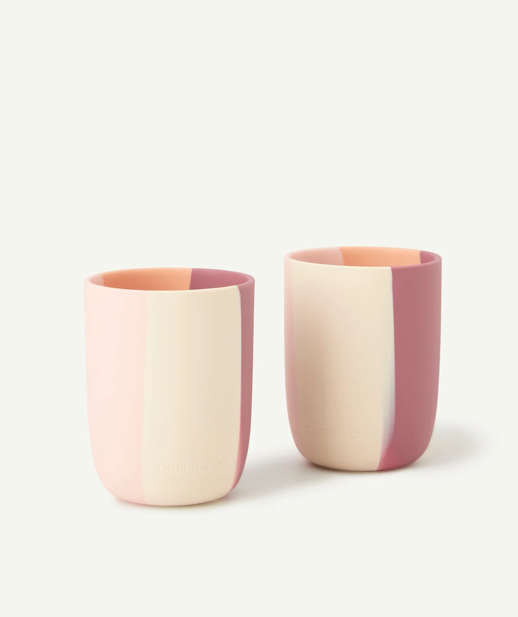 GRECH & CO.LOT DE 2 VERRES ROSES ENFANT EN SILICONE