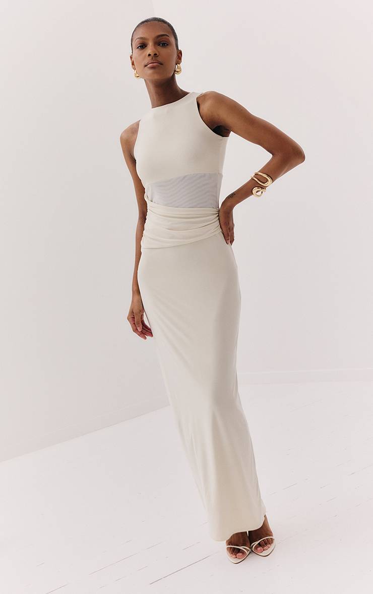 Amande Robe Longue Moulante En Maille Extensible Avec Découpes