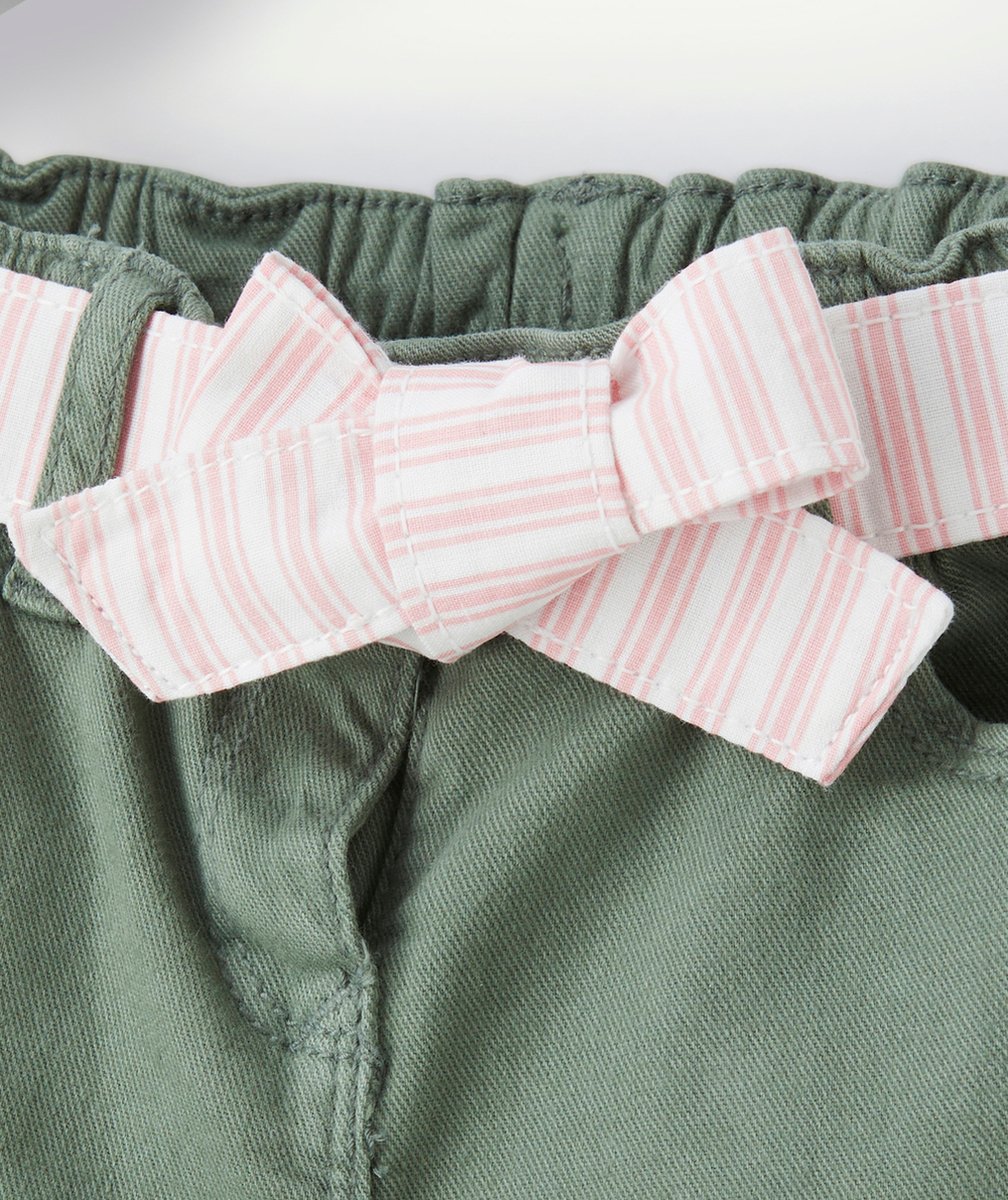 PANTALON WIDE LEG BÉBÉ FILLE EN DENIM LOW IMPACT VERT AVEC CEINTURE