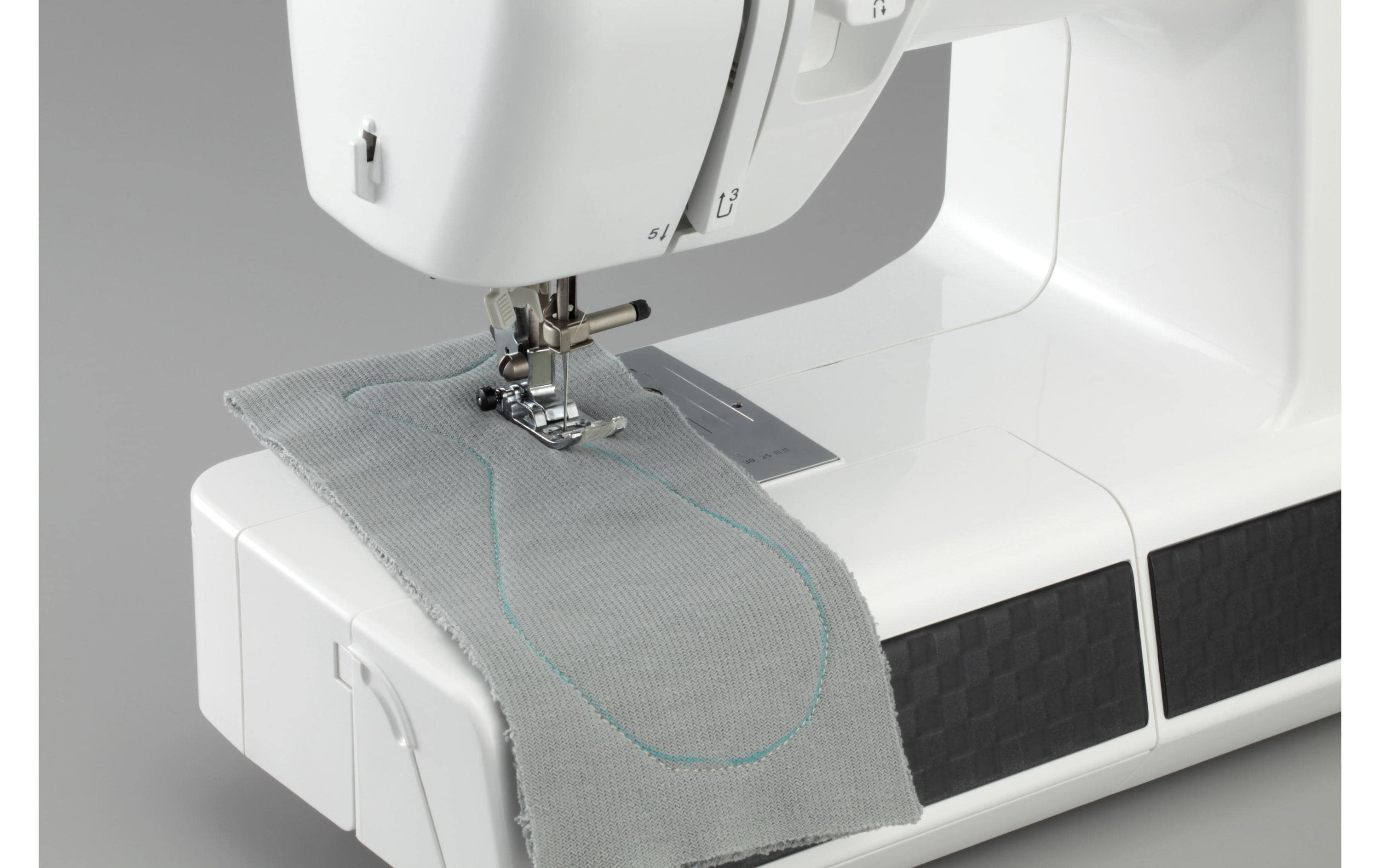 Nähmaschine HF37<br>Funktional mit angesagtem Design