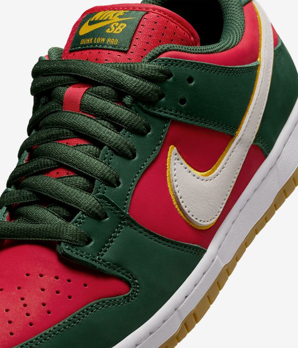 Nike SB Dunk Low Pro Premium Schuh (fir white university gold)