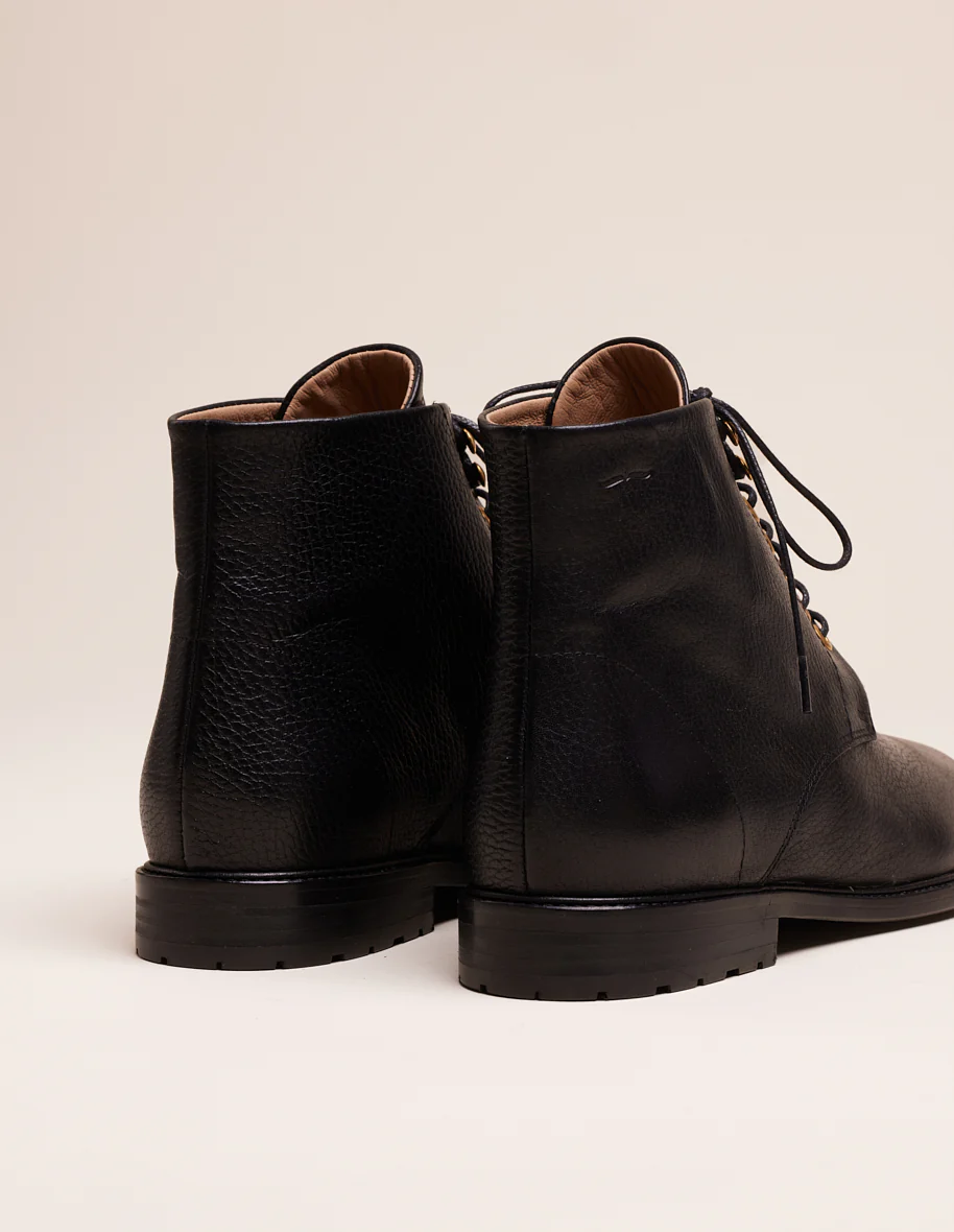 Bottines à lacets Lucienne - Cuir Grainé Noir œillets