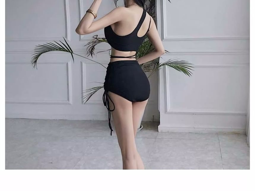 SANQI - Set: Bikinitop met één schouder en strikbandjes + gerimpeld broekje