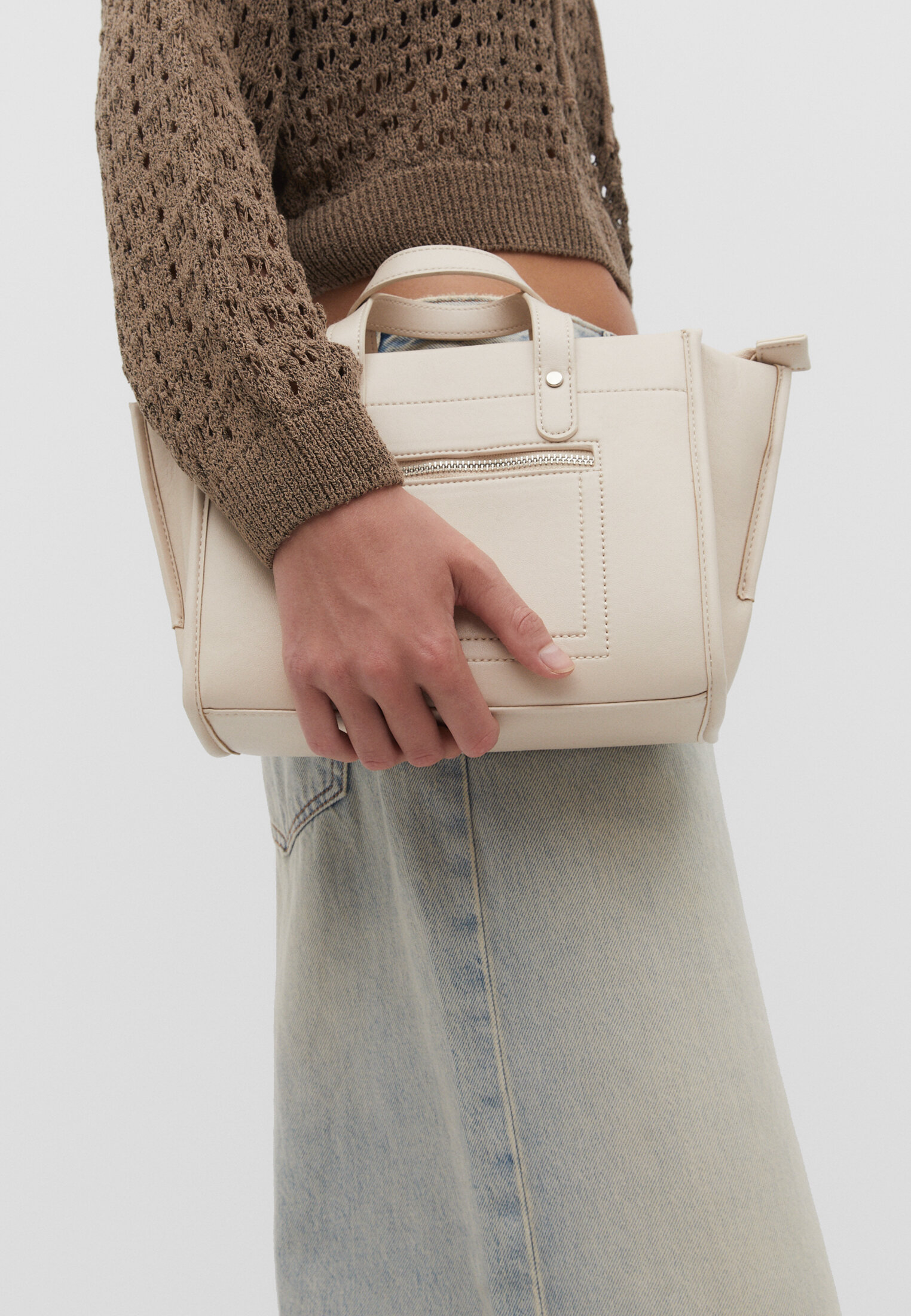 Bolsa transversal com bolso