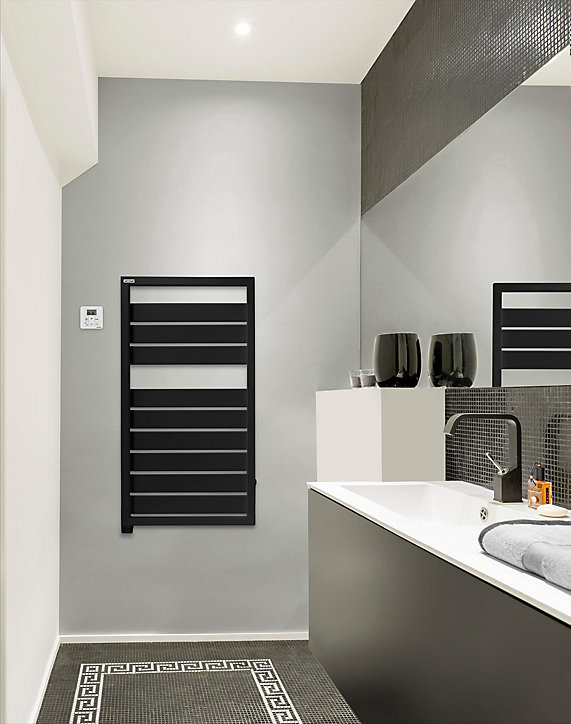 Sèche-serviettes électrique à inertie fluide Acova Astrakan noir 500W